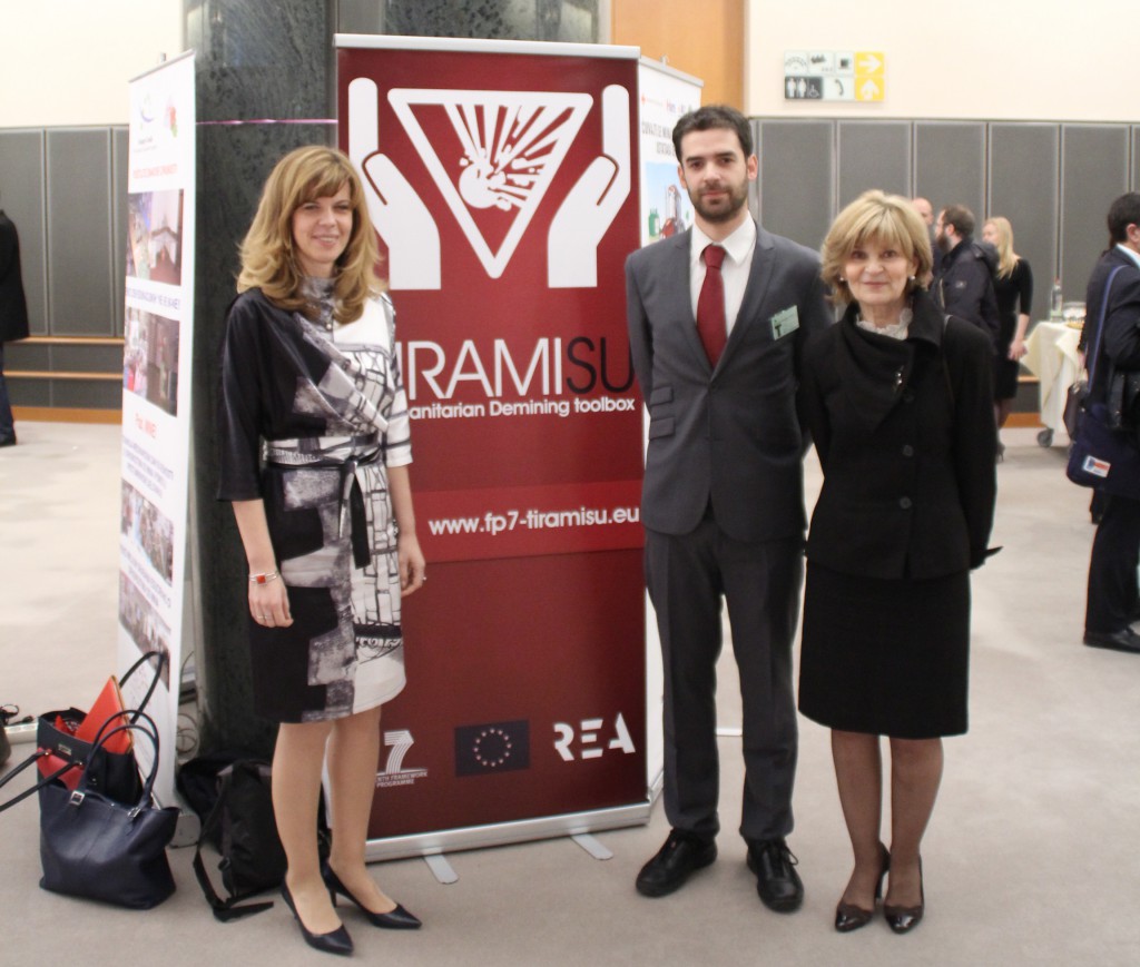 Mrs. Biljana Borzan (European Parliament), Mrs. Dijana Plestina (Croatian Government) and Tommaso Flamma (SpaceTec -Tiramisu)